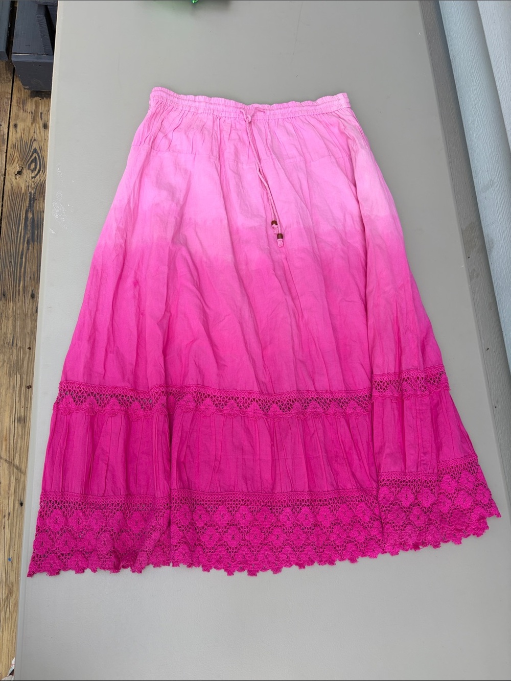 Ombre Pink Lace Hem Maxi Skirt L 12-14 barbiecore Tiny flaws